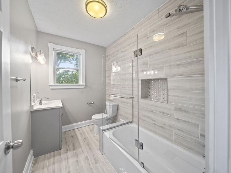 700 S Champion Avenue , Columbus, OH 43205 Photo 35