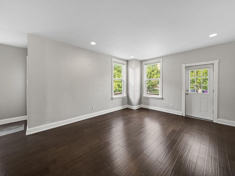 700 S Champion Avenue , Columbus, OH 43205 Photo 9