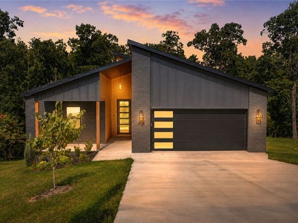 19 Dumfries Lane , Bella Vista, AR 72715