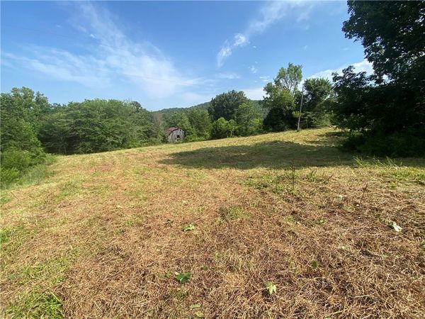 3862 Highway 21 , Kingston, AR 72742