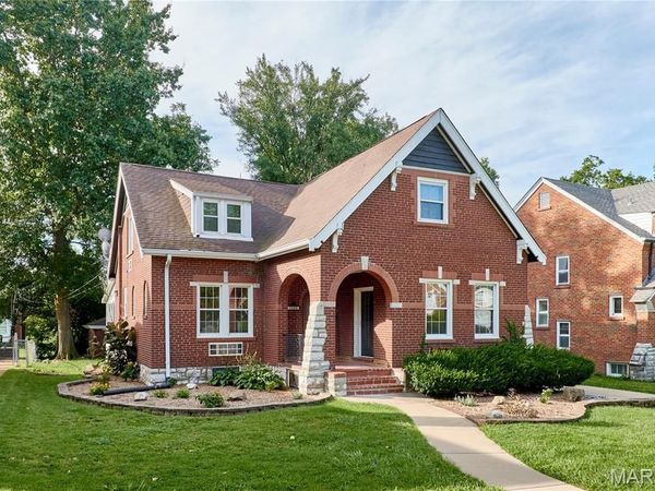 2900 Clearview Drive , Bel-nor, MO 63121