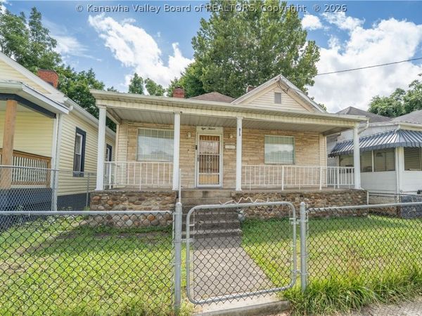 813 7th Street, Charleston, WV 25302
