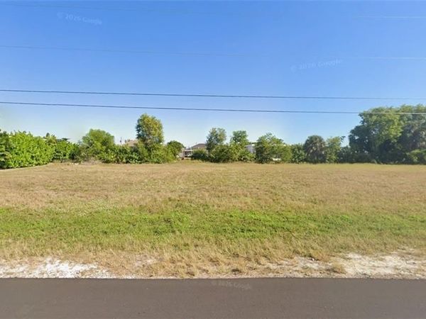 3807 SW 17th PL, CAPE CORAL, FL 33914