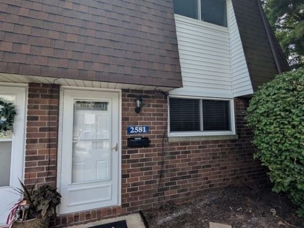 2581 Shakespeare Lane , Avon, OH 44011