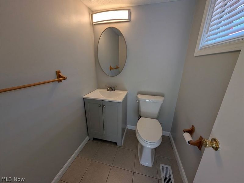 2581 Shakespeare Lane, Avon, OH 44011 Photo 11