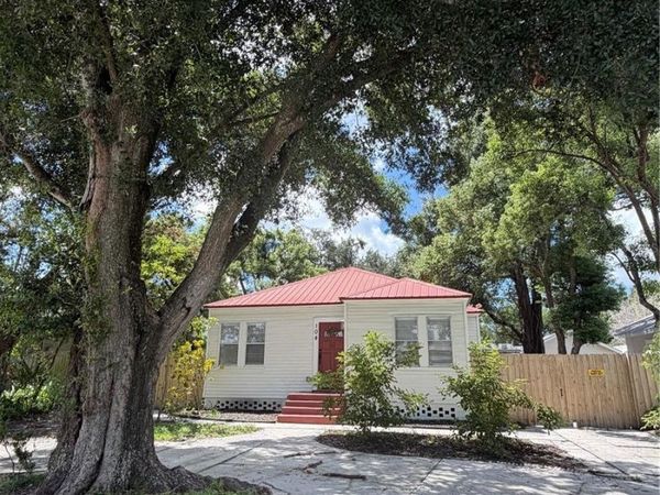 104 W LAMBRIGHT STREET, TAMPA, FL 33604
