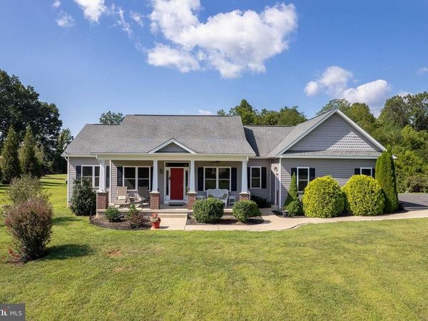 440 CHIMNEY CIRCLE, MIDDLETOWN, VA 22645