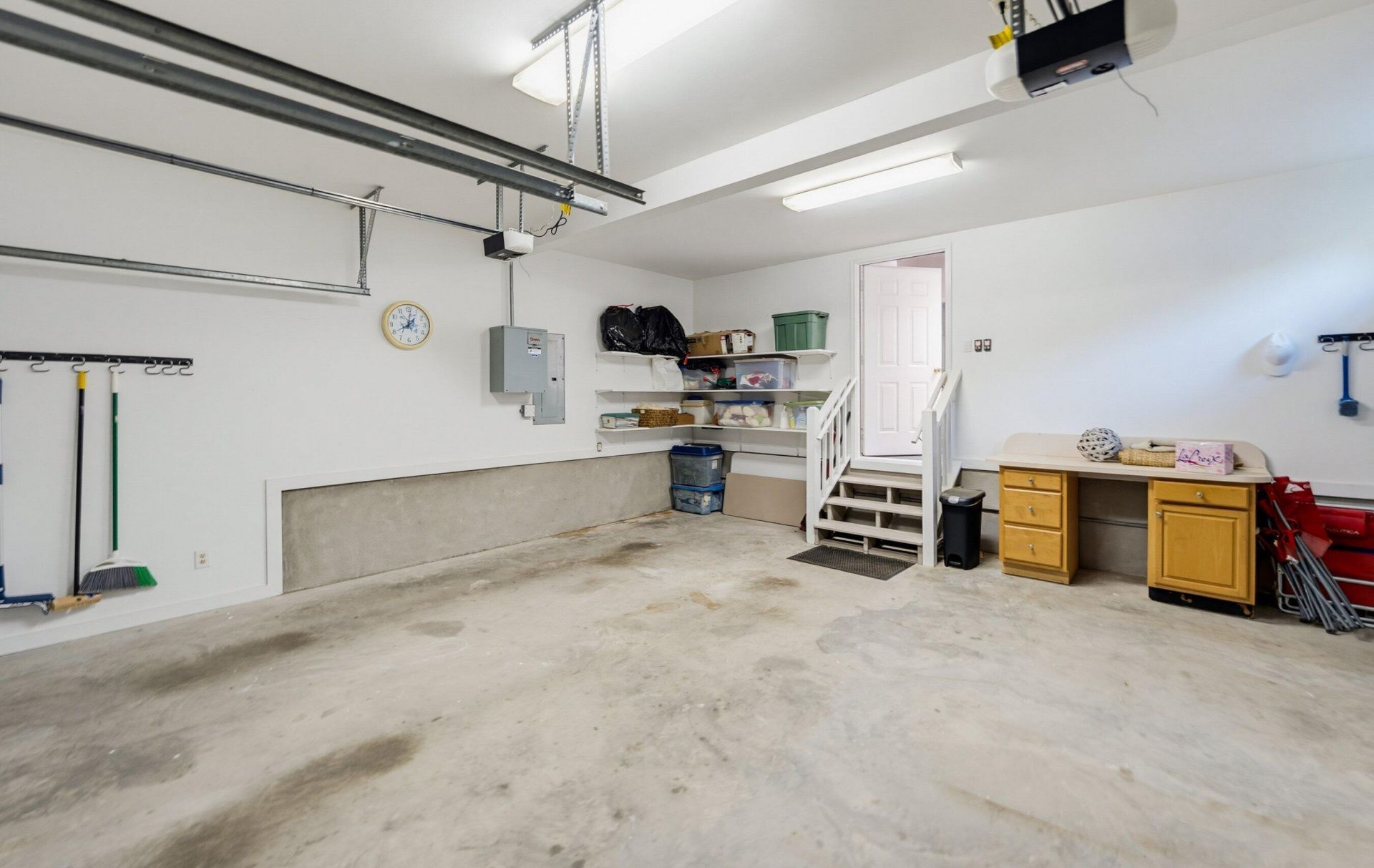 2509 Brighton Lane Photo 29