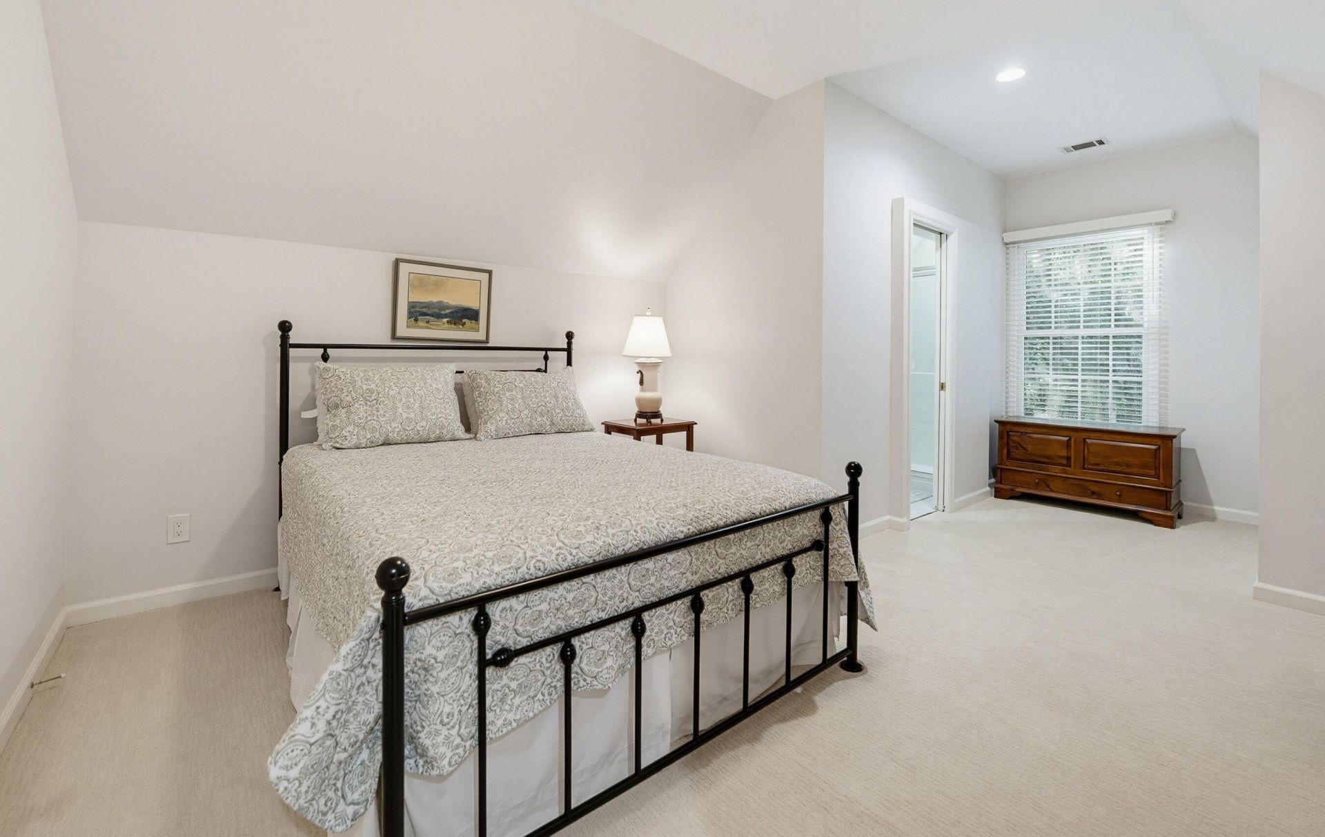2509 Brighton Lane Photo 34