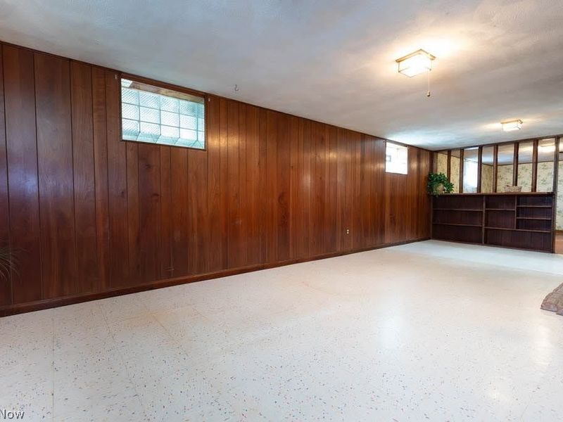 6311 Thornton Drive, Parma, OH 44129 Photo 17
