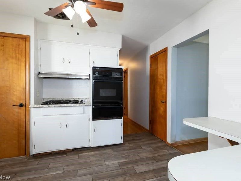 6311 Thornton Drive, Parma, OH 44129 Photo 5