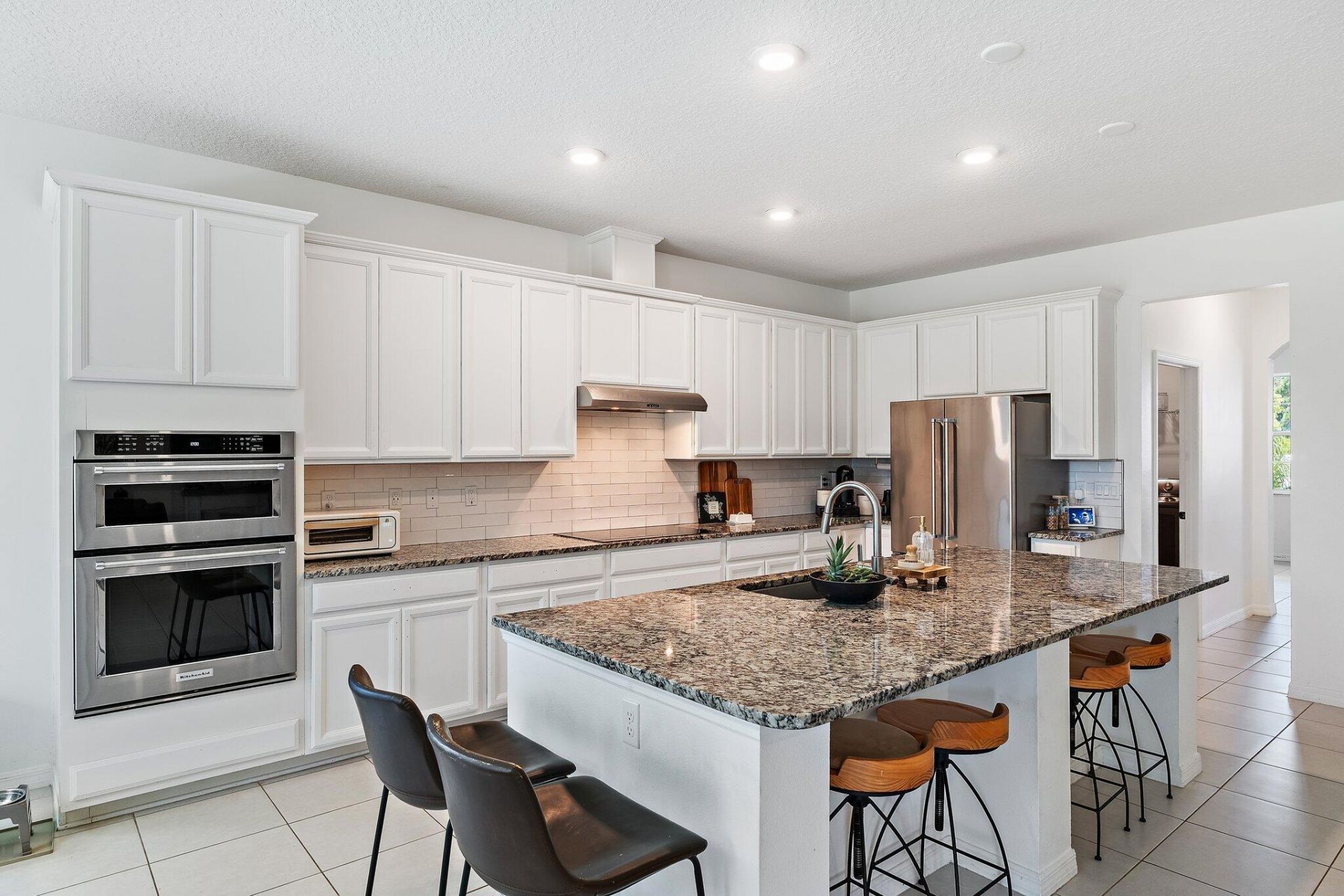 5648 NW Lorna Court, Port Saint Lucie, FL 34986 Photo