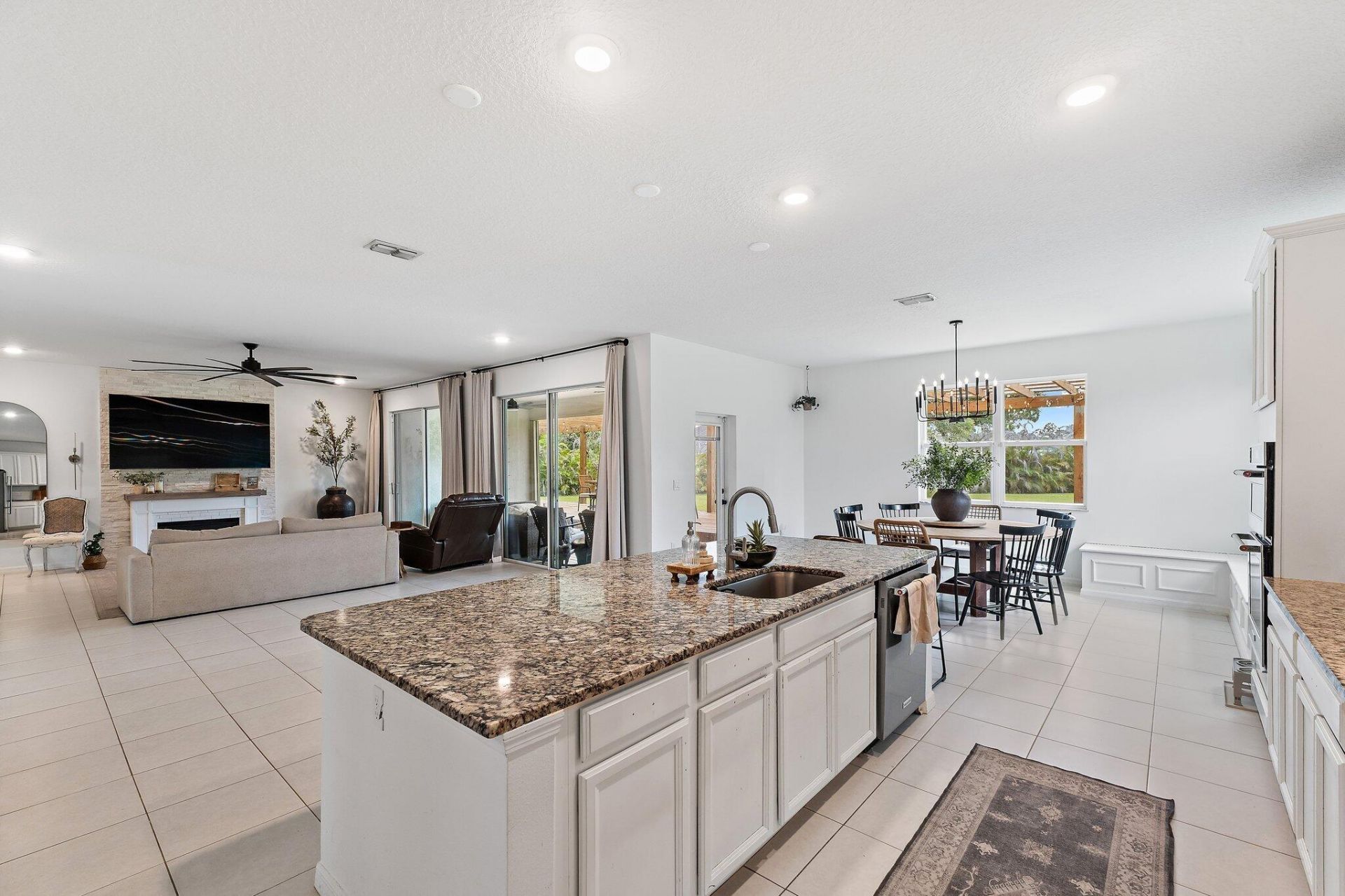 5648 NW Lorna Court, Port Saint Lucie, FL 34986 Photo