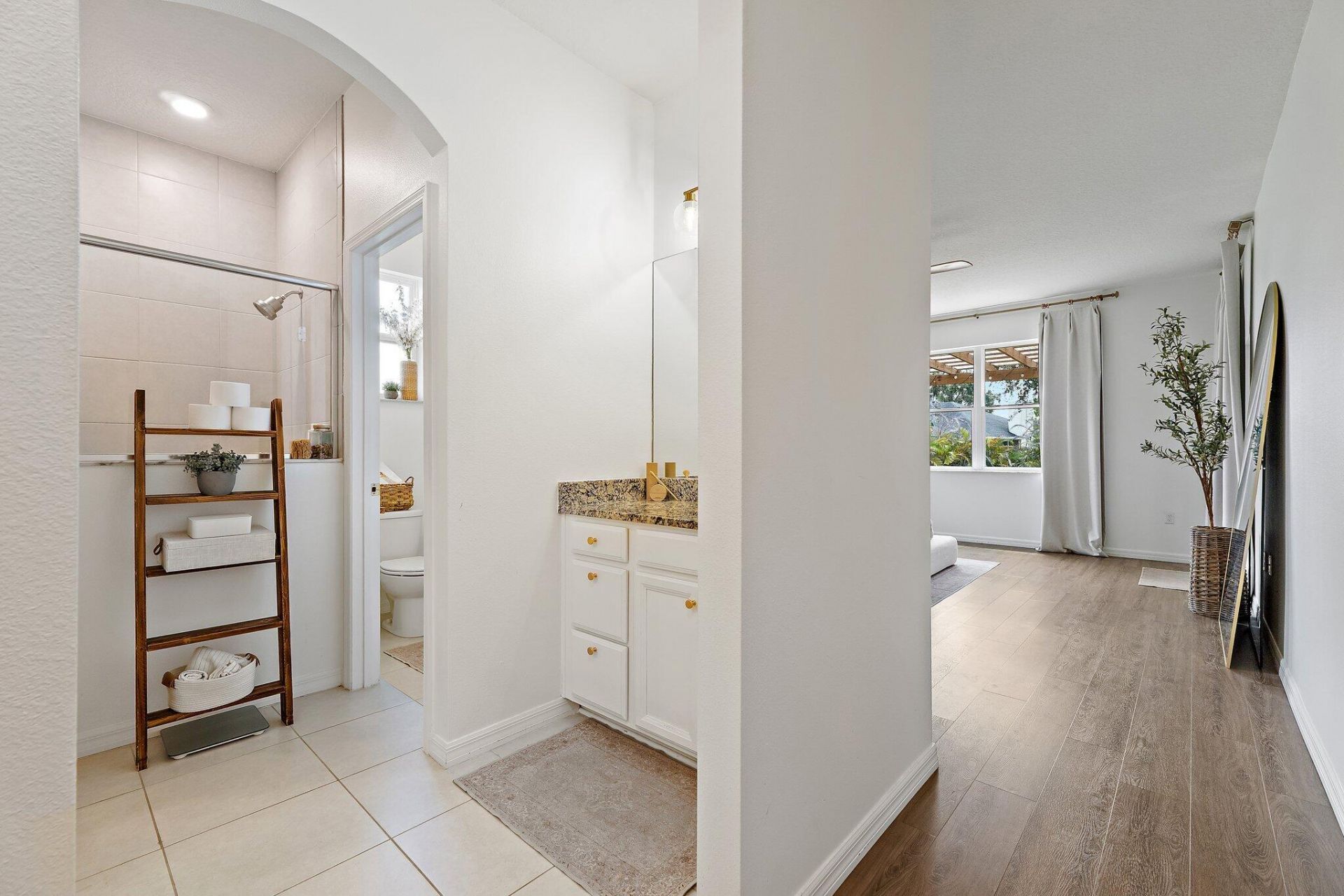 5648 NW Lorna Court, Port Saint Lucie, FL 34986 Photo