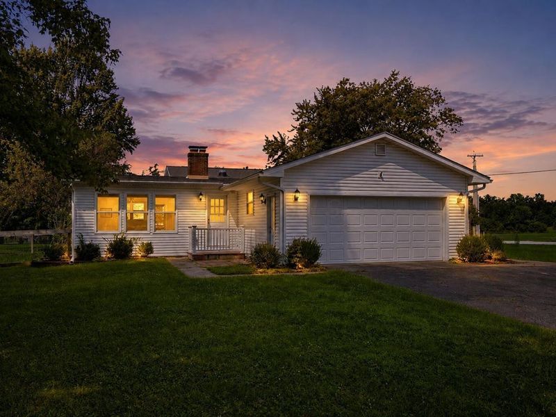 10854 Gorsuch Road, Galena, OH 43021 Photo 2