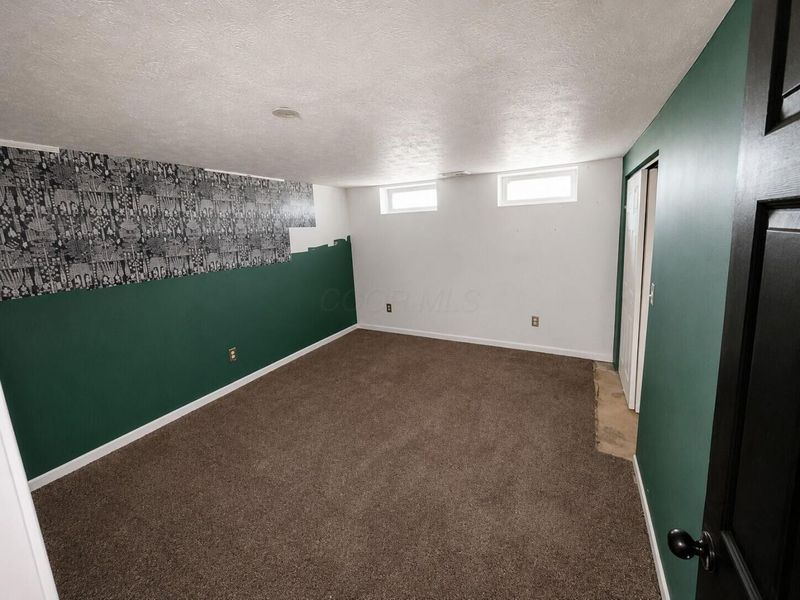 613 N Dawson Avenue , Columbus, OH 43219 Photo 17