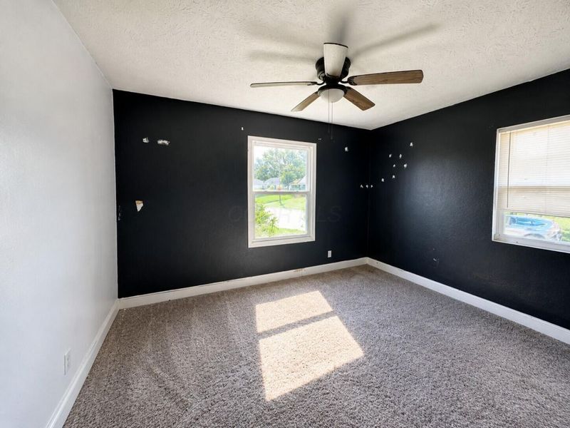 613 N Dawson Avenue , Columbus, OH 43219 Photo 5