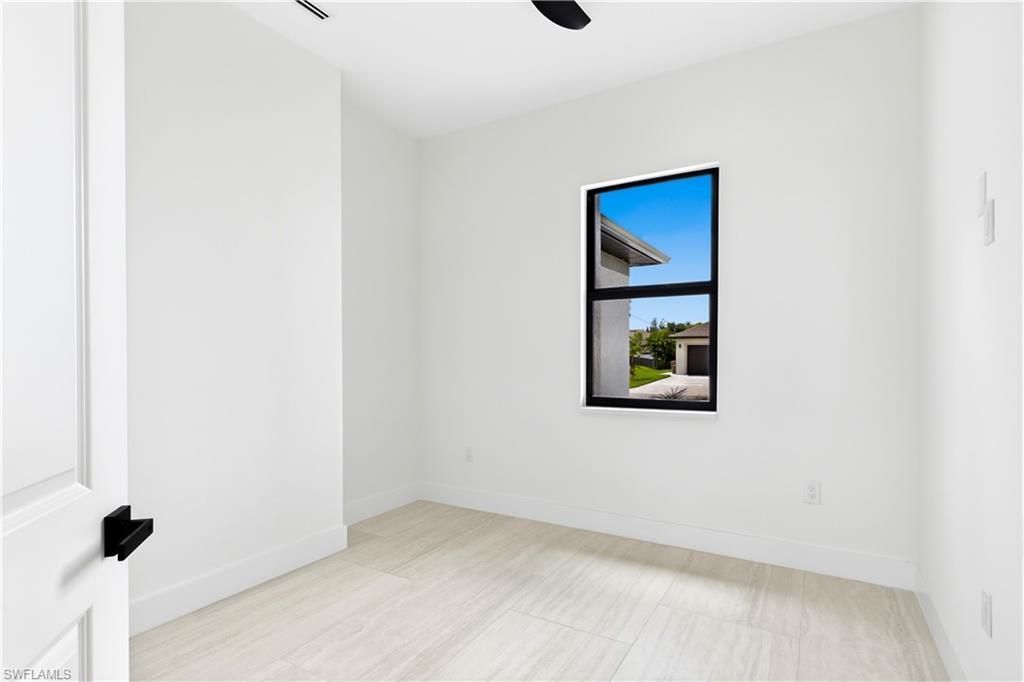 2251 SW 2nd Ter, Cape Coral, FL 33991 Photo