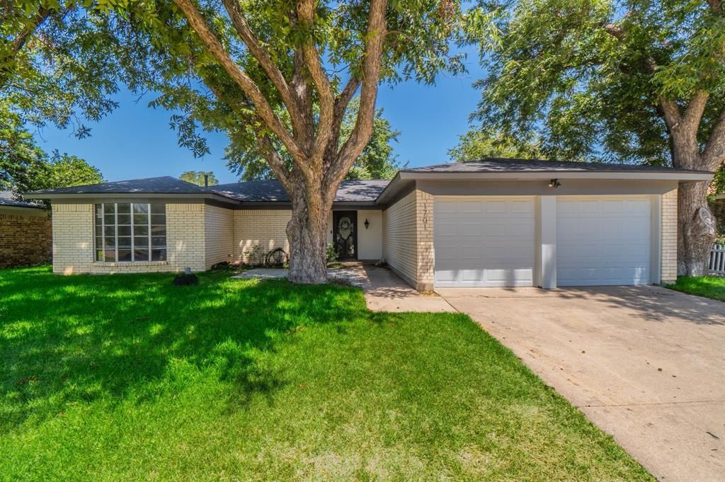 1701 Brookhaven Circle, Bedford, TX 76022 Main Photo