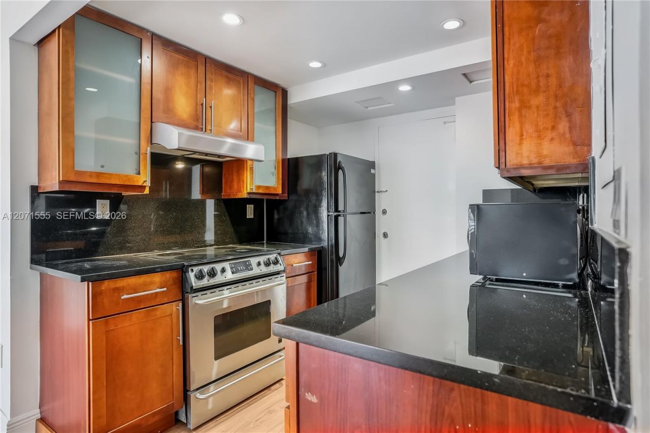 11111 Biscayne Blvd, Unit 1000, Miami, FL 33181 Photo