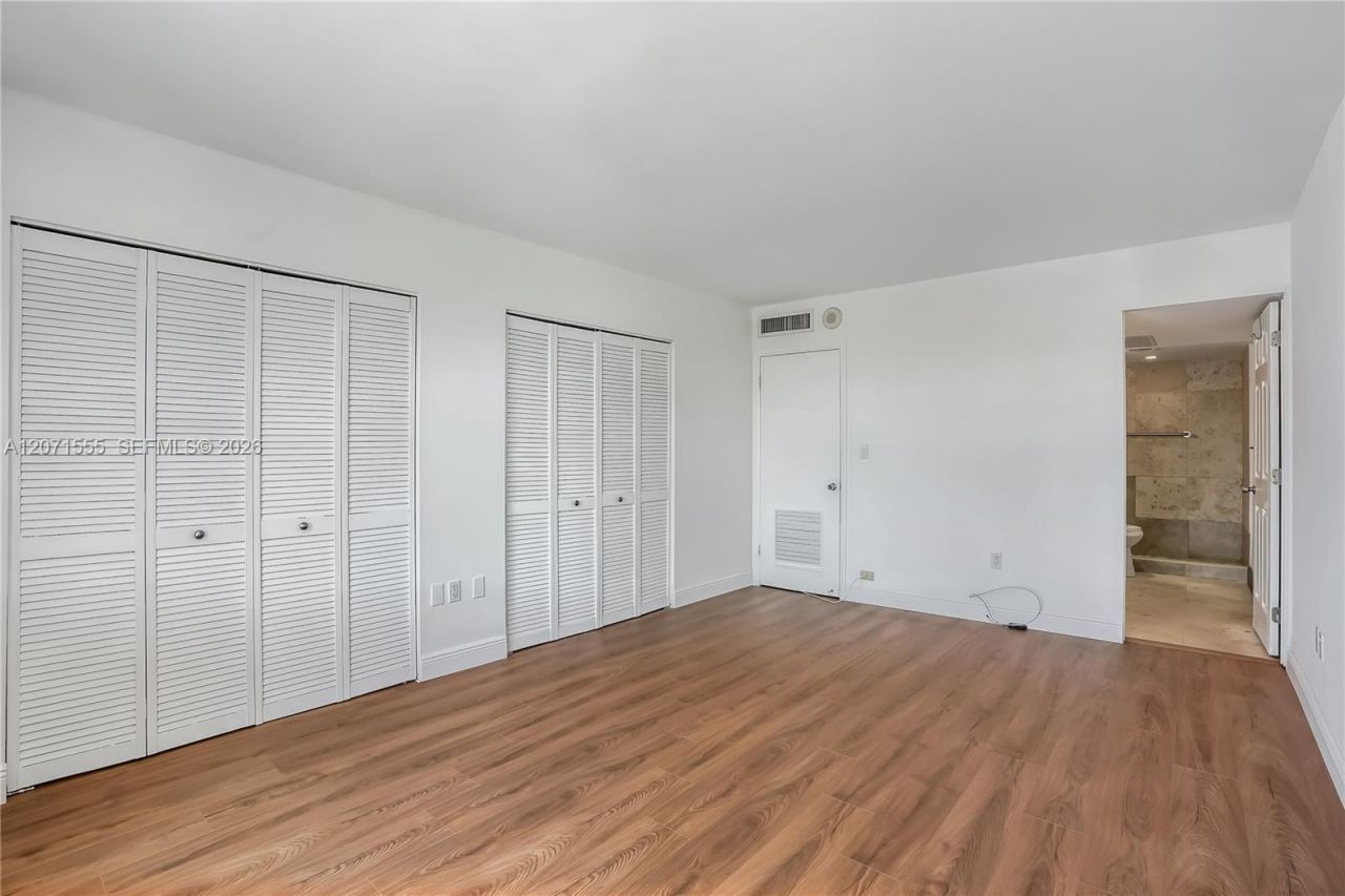 11111 Biscayne Blvd, Unit 1000, Miami, FL 33181 Photo