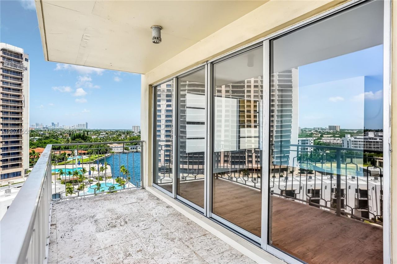 11111 Biscayne Blvd, Unit 1000, Miami, FL 33181 Photo