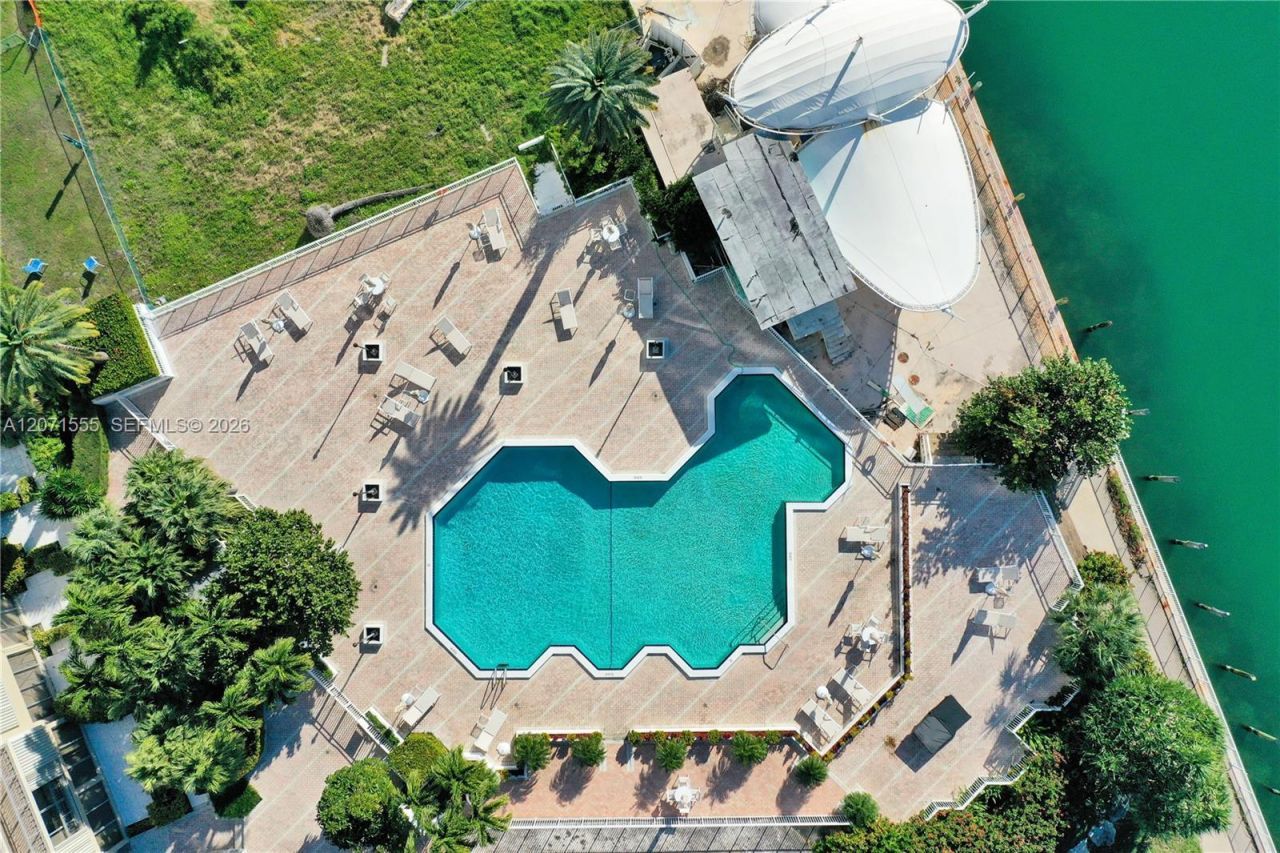 11111 Biscayne Blvd, Unit 1000, Miami, FL 33181 Photo