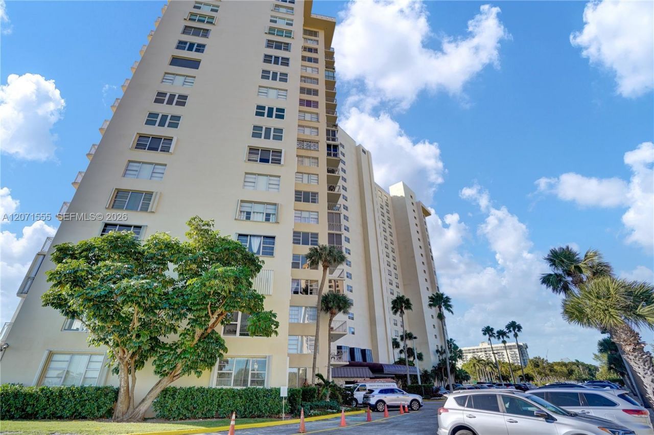 11111 Biscayne Blvd, Unit 1000, Miami, FL 33181 Photo