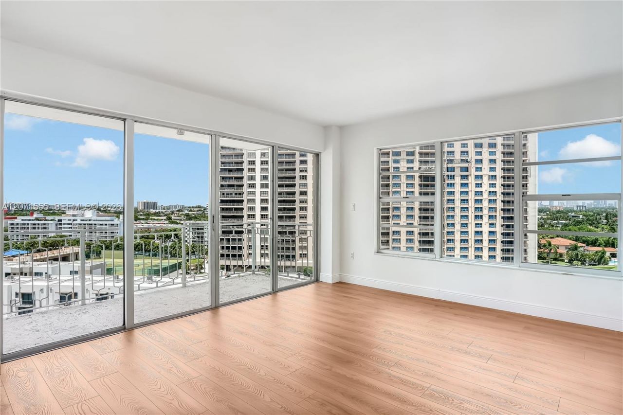 11111 Biscayne Blvd, Unit 1000, Miami, FL 33181 Photo