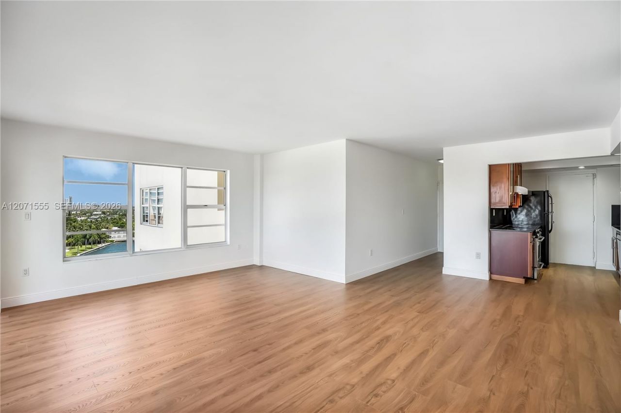 11111 Biscayne Blvd, Unit 1000, Miami, FL 33181 Photo