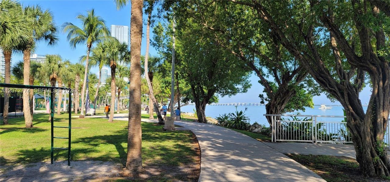 1750 N Bayshore Dr , Unit 5508, Miami, FL 33132 Photo