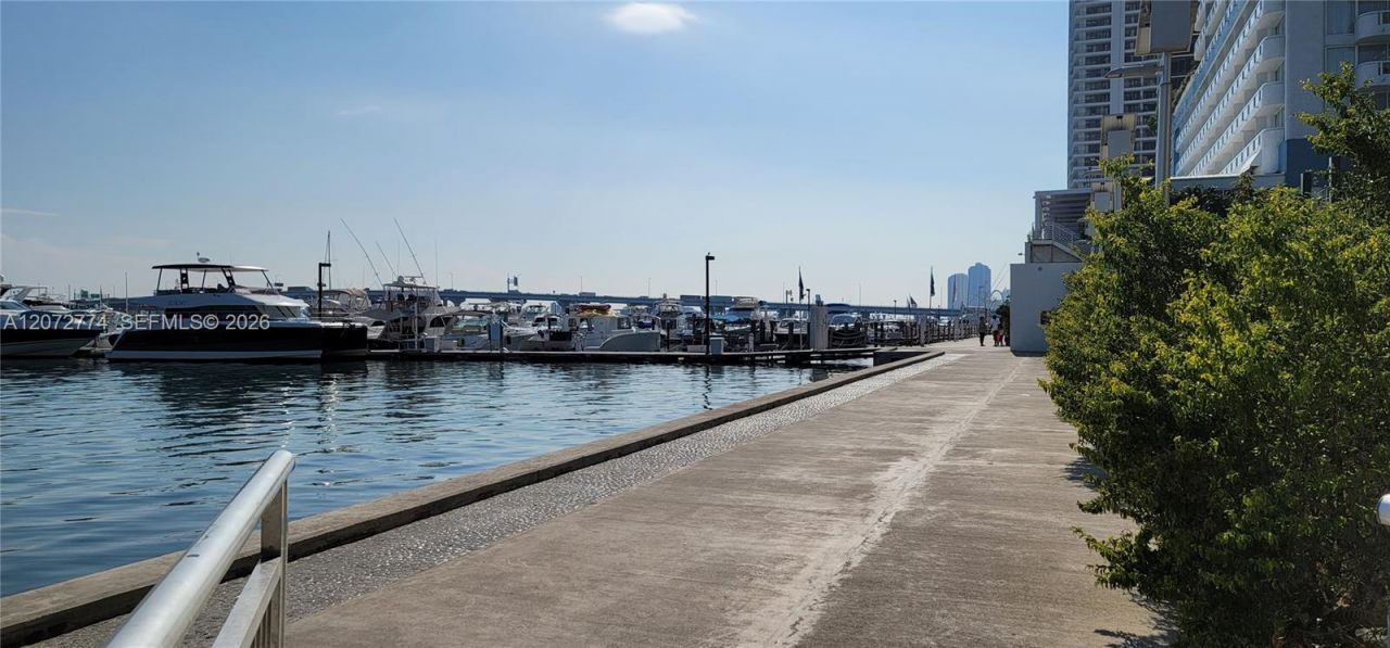 1750 N Bayshore Dr , Unit 5508, Miami, FL 33132 Photo