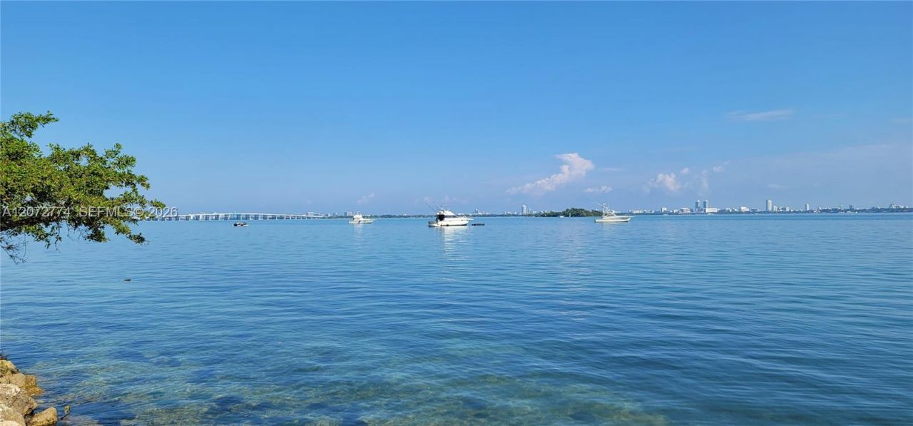 1750 N Bayshore Dr , Unit 5508, Miami, FL 33132 Photo