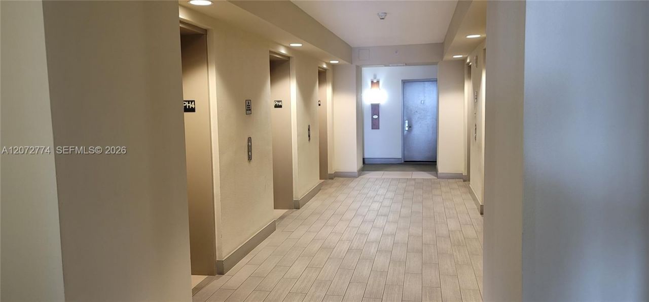 1750 N Bayshore Dr , Unit 5508, Miami, FL 33132 Photo