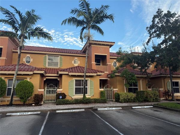 937 SW 143rd Ave, Unit 1605, Pembroke Pines, FL 33027