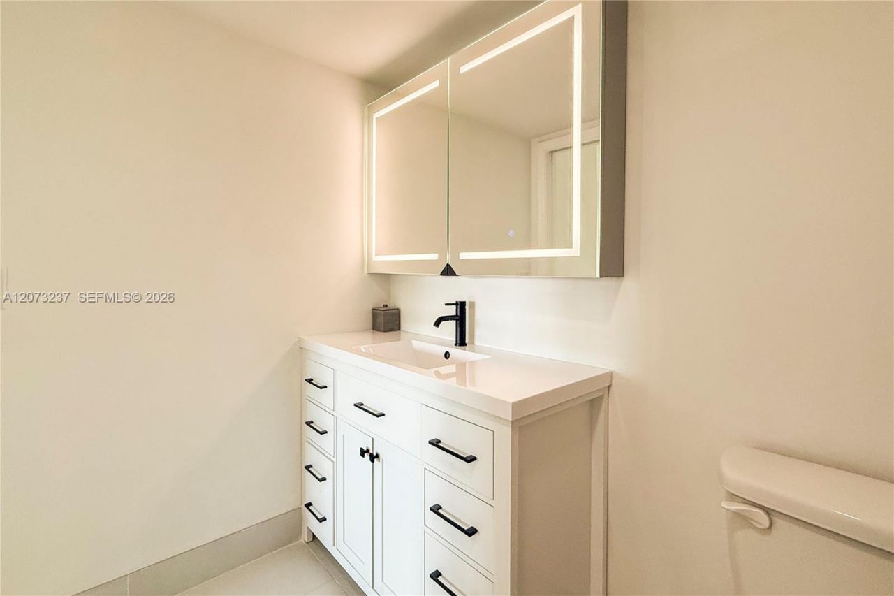 382 Wellington K , Unit 382, West Palm Beach, FL 33417 Photo