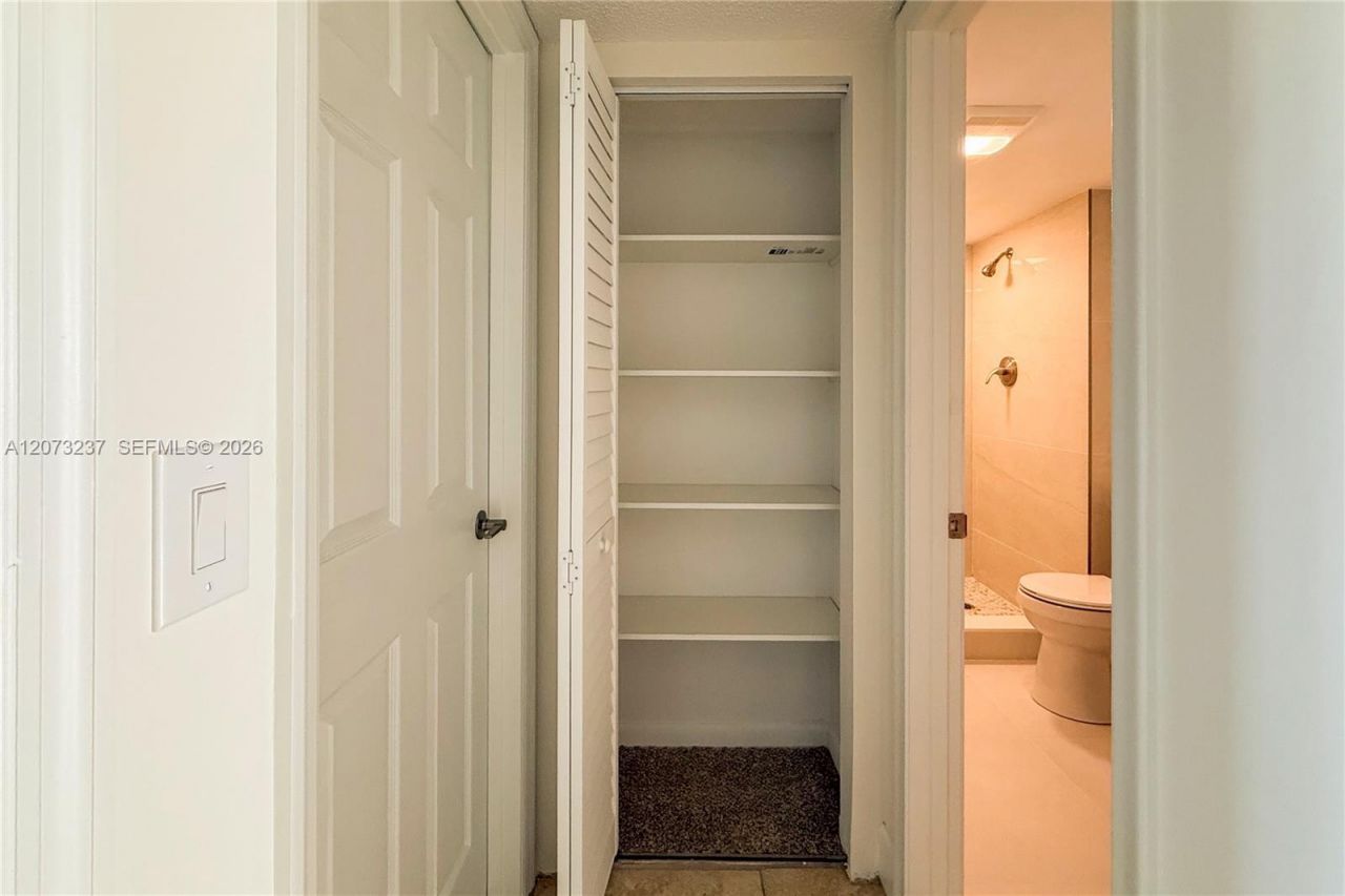 382 Wellington K , Unit 382, West Palm Beach, FL 33417 Photo