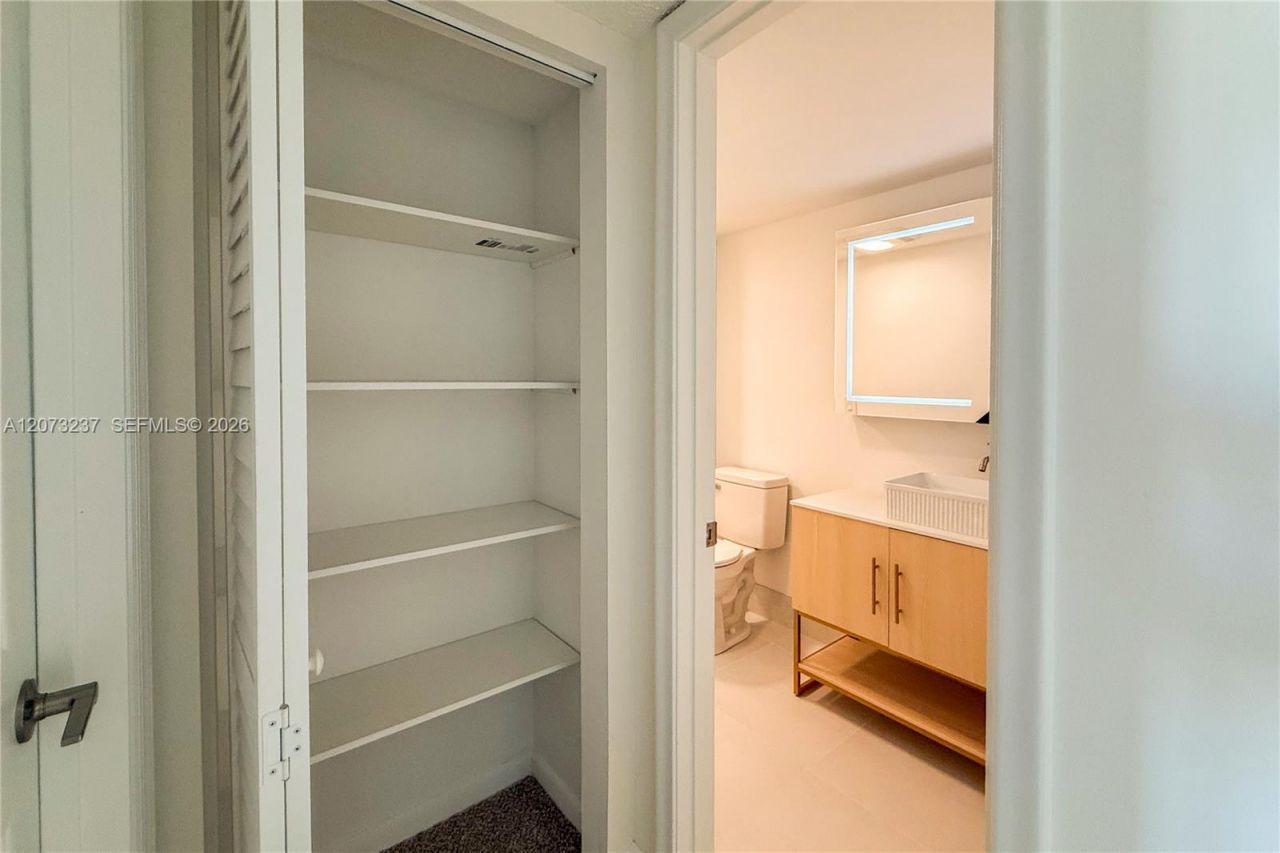 382 Wellington K , Unit 382, West Palm Beach, FL 33417 Photo