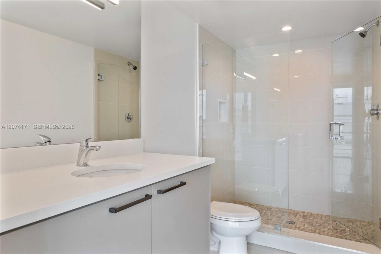 1150 101st St , Unit 702, Bay Harbor Islands, FL 33154 Photo