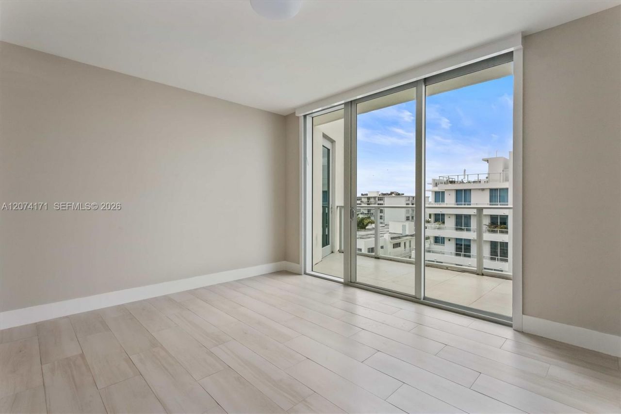 1150 101st St , Unit 702, Bay Harbor Islands, FL 33154 Photo