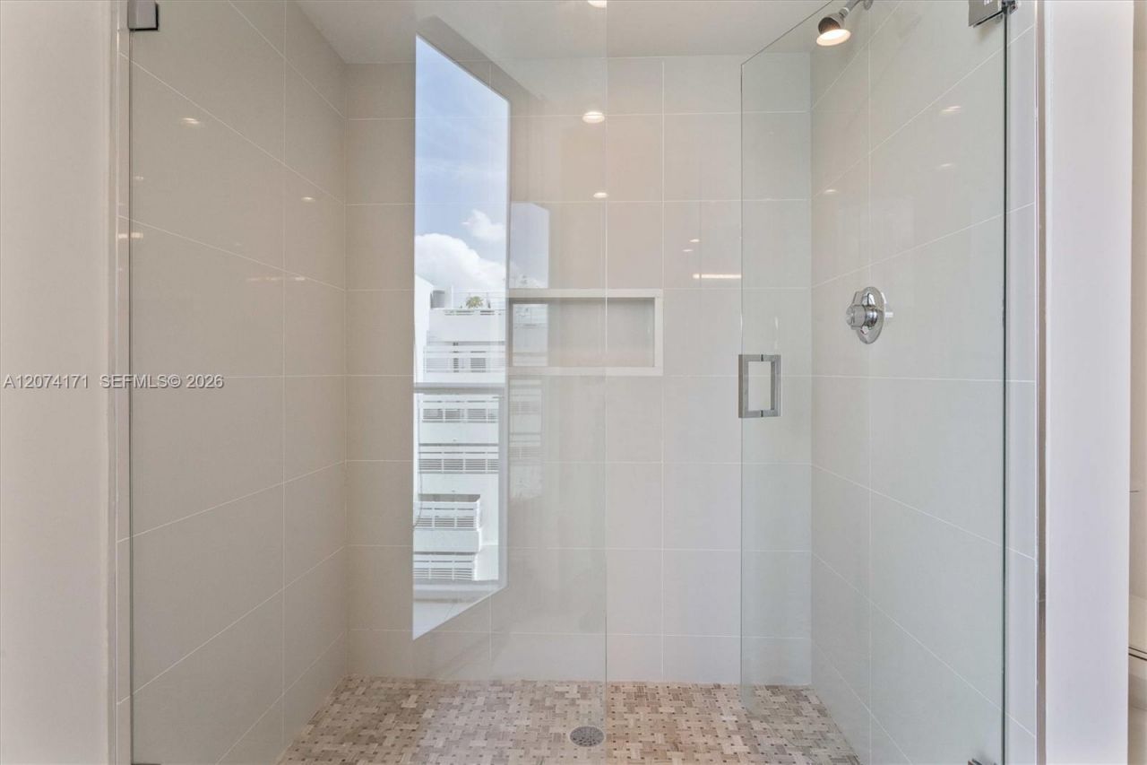 1150 101st St , Unit 702, Bay Harbor Islands, FL 33154 Photo