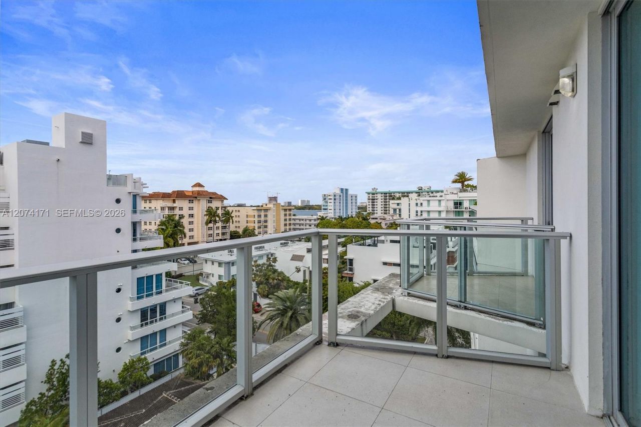 1150 101st St , Unit 702, Bay Harbor Islands, FL 33154 Photo
