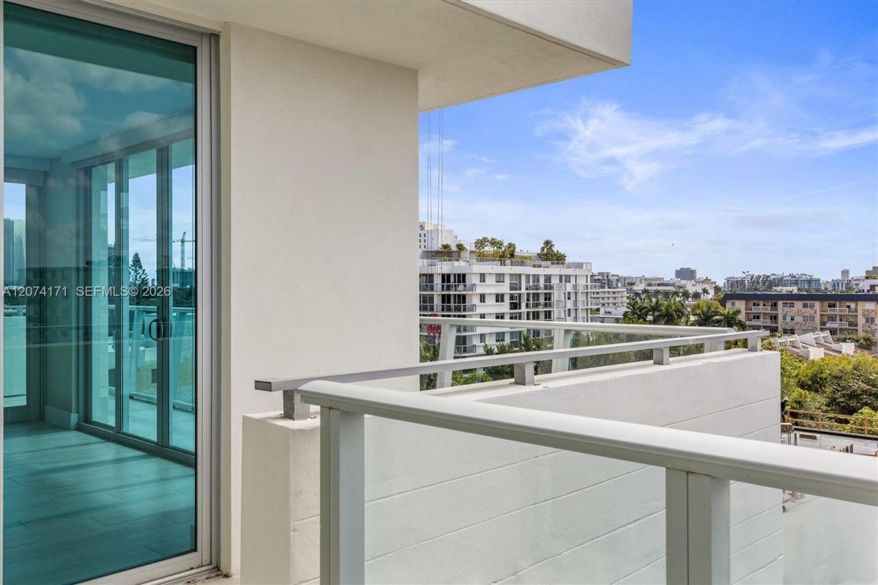 1150 101st St , Unit 702, Bay Harbor Islands, FL 33154 Photo