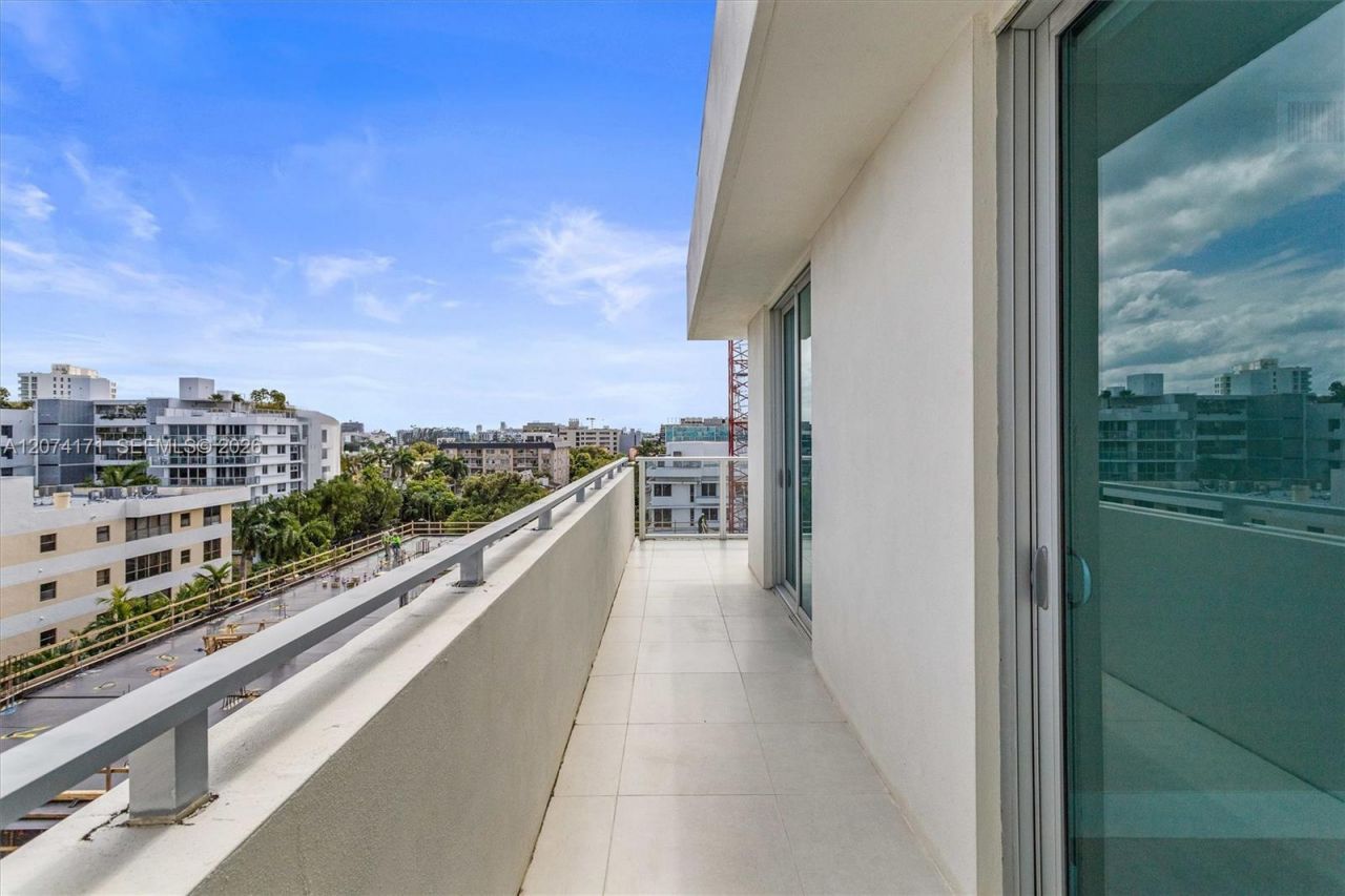 1150 101st St , Unit 702, Bay Harbor Islands, FL 33154 Photo