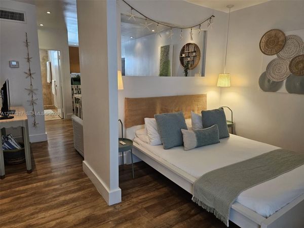 751 Collins Ave , Unit 3, Miami Beach, FL 33139