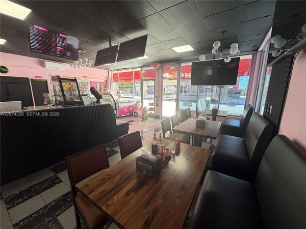 Restaurant E For Sale , Hialeah, FL 33010