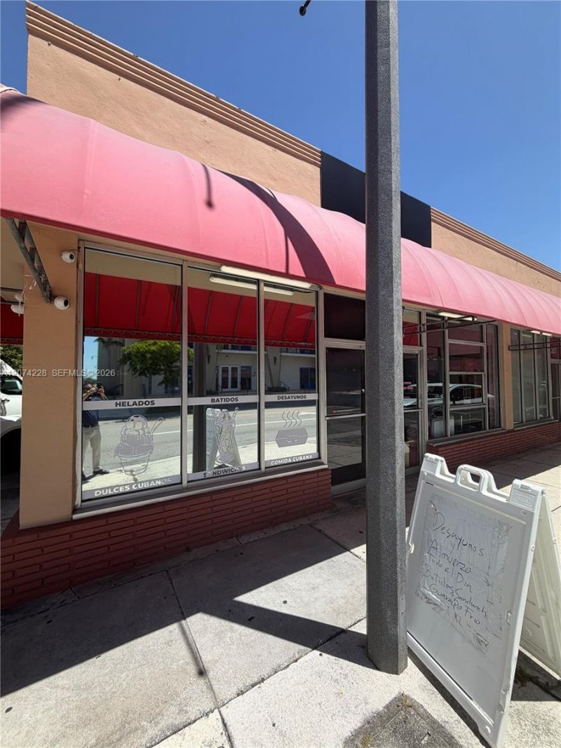 Restaurant E For Sale, Hialeah, FL 33010 Photo