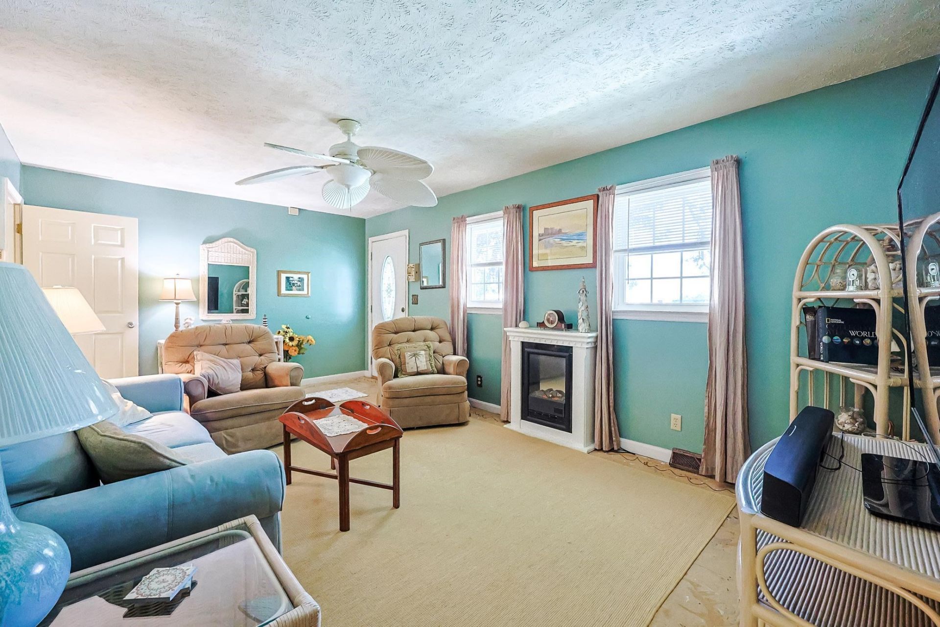 903 Tiffany Ln. Photo 4