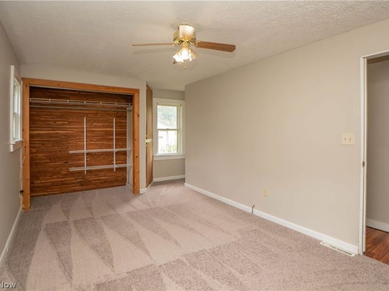 3045 Hayne Road, Akron, OH 44312 Photo 12