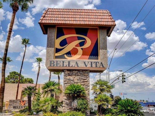 4450 Sandy River Drive, Unit 88, Las Vegas, NV 89103